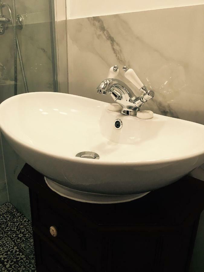Przestrzenny apartament w centrum Krakowa. Zewnętrze zdjęcie