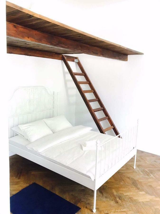 Przestrzenny apartament w centrum Krakowa. Zewnętrze zdjęcie